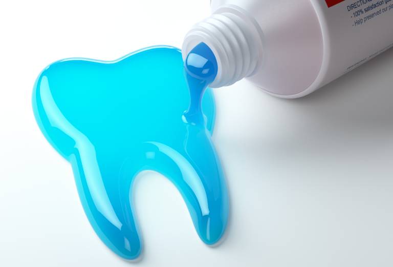 Why Is It Important to Choose The Right Toothpaste?