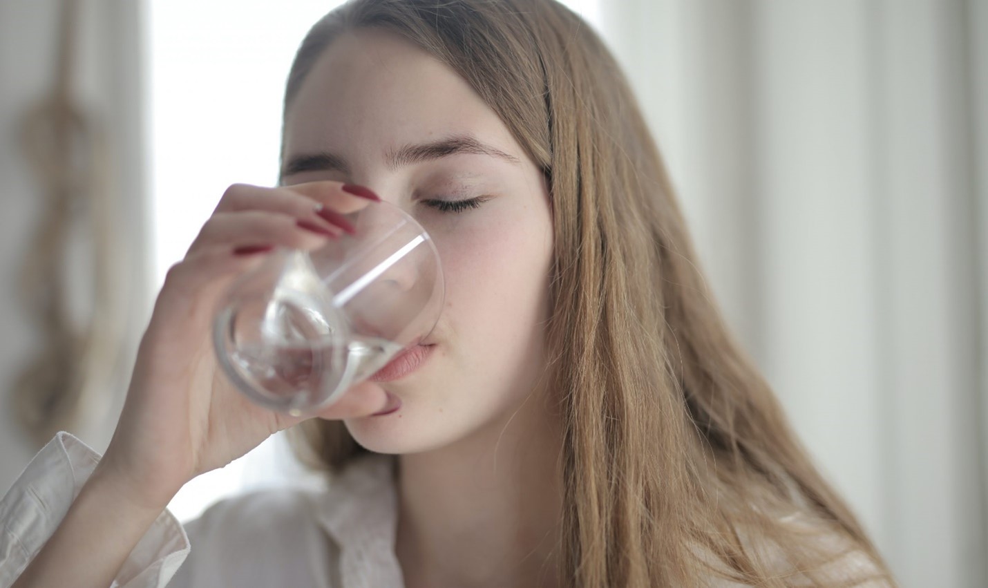 Featured image for “What Causes a Dry Mouth at Night?”